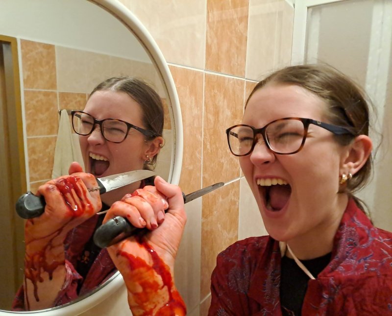 Vzdělávání a materiály 12 let poté